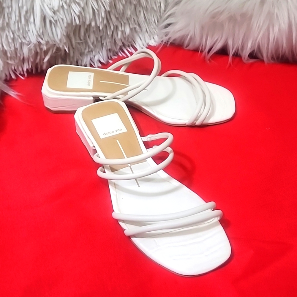DOLCE VITA SANDALS